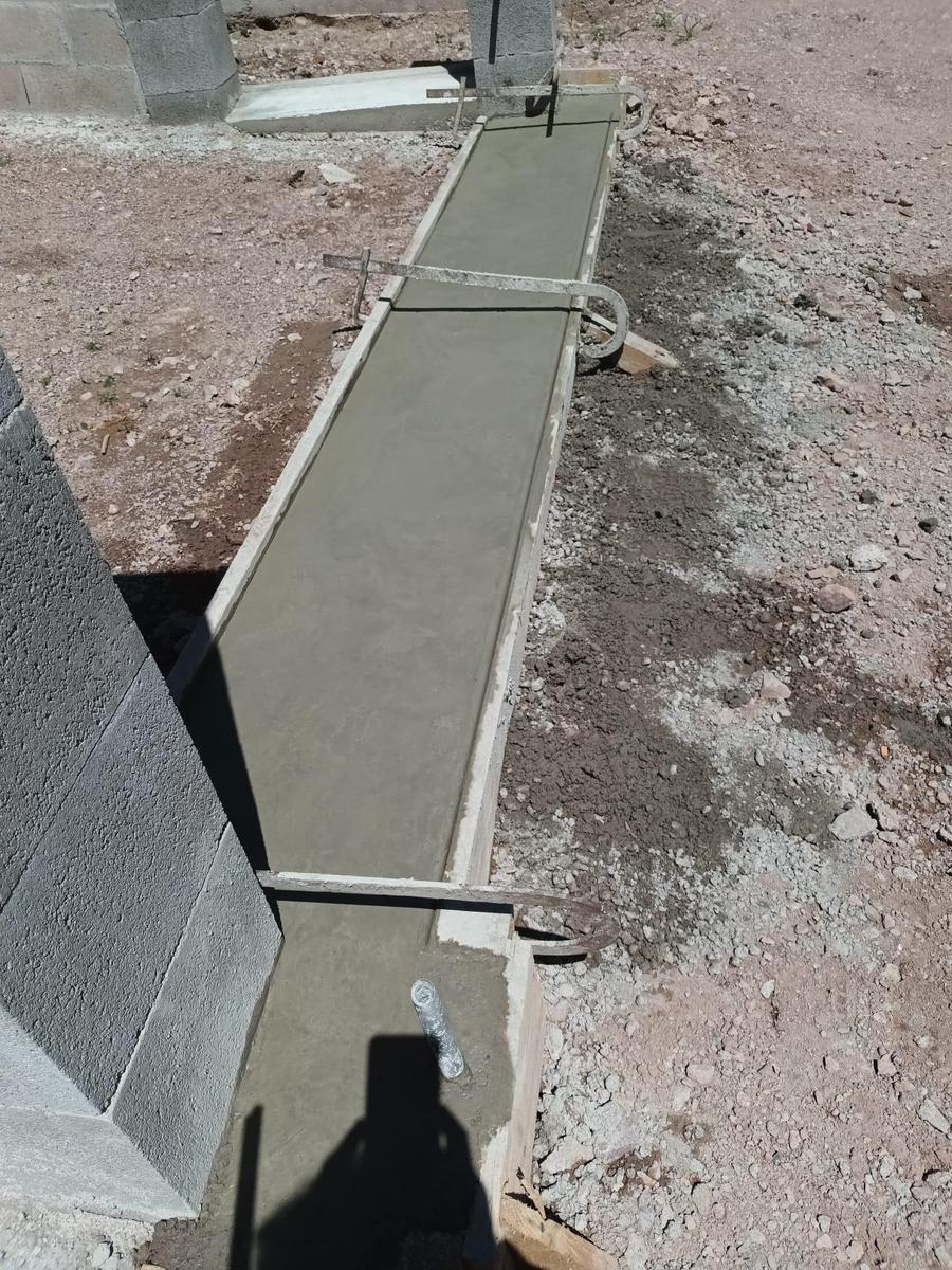 Coulage d'un chaînage béton